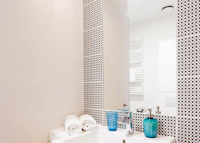 Aparthotel Riverside Cracow 4*