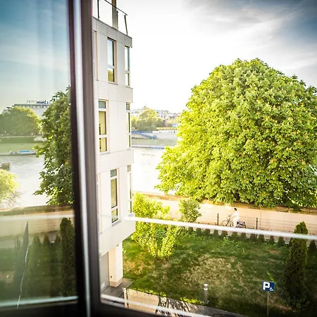 Riverside Cracow كراكوفيا