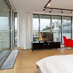 Riverside Cracow 4*